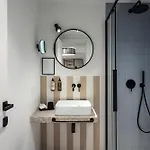 Valesmeralda Boutique Rooms, Marina Gæstehus