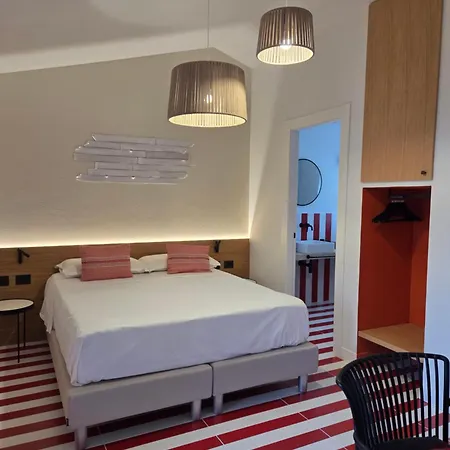Valesmeralda Boutique Rooms, Marina Vendégház