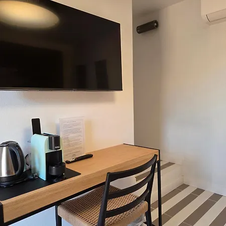 Valesmeralda Boutique Rooms, Marina