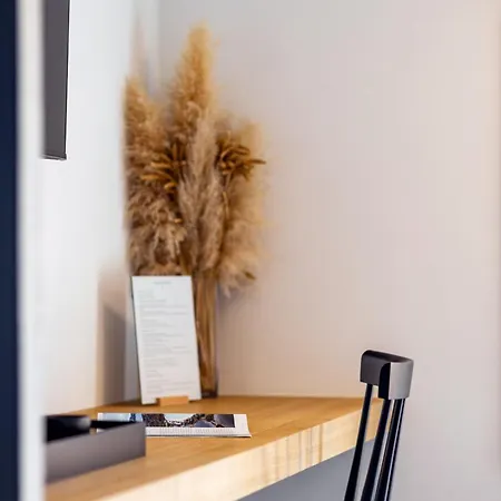 Valesmeralda Boutique Rooms, Marina Adults Only بيت ضيافة 4*
