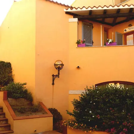 Valesmeralda Boutique Rooms, Marina Guest house *