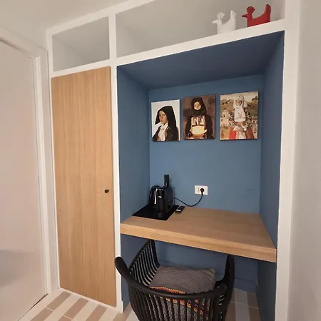 Valesmeralda Boutique Rooms, Marina بيت ضيافة بورتو كيرفو