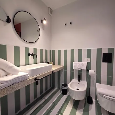 Valesmeralda Boutique Rooms, Marina * بورتو كيرفو