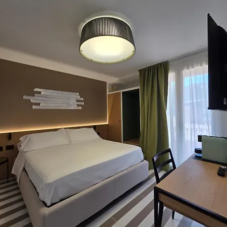 Valesmeralda Boutique Rooms, Marina بيت ضيافة