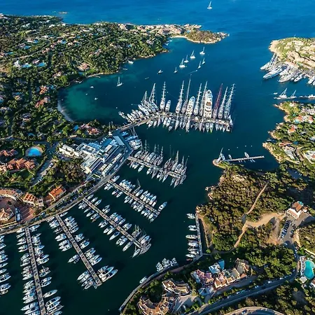 Valesmeralda Boutique Rooms, Marina بيت ضيافة *